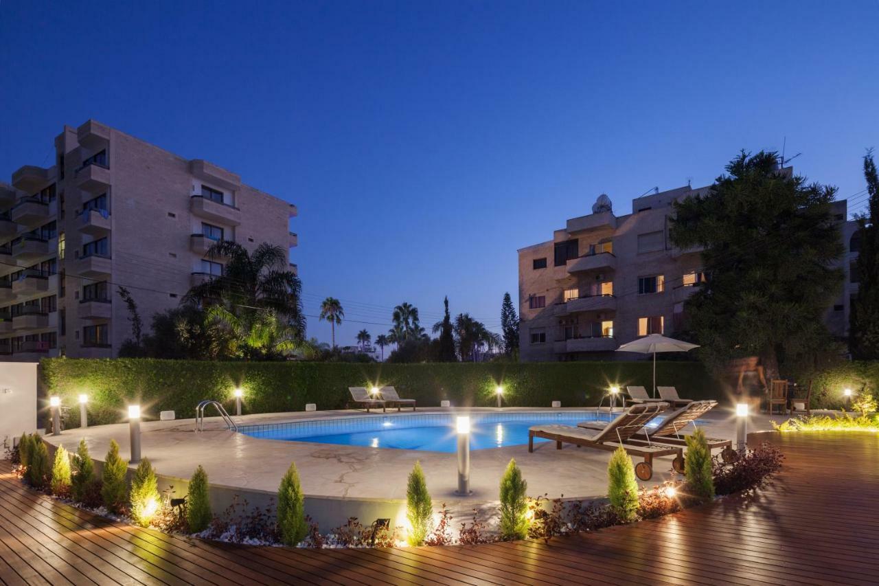 The Jolo Lägenhet Limassol Exteriör bild
