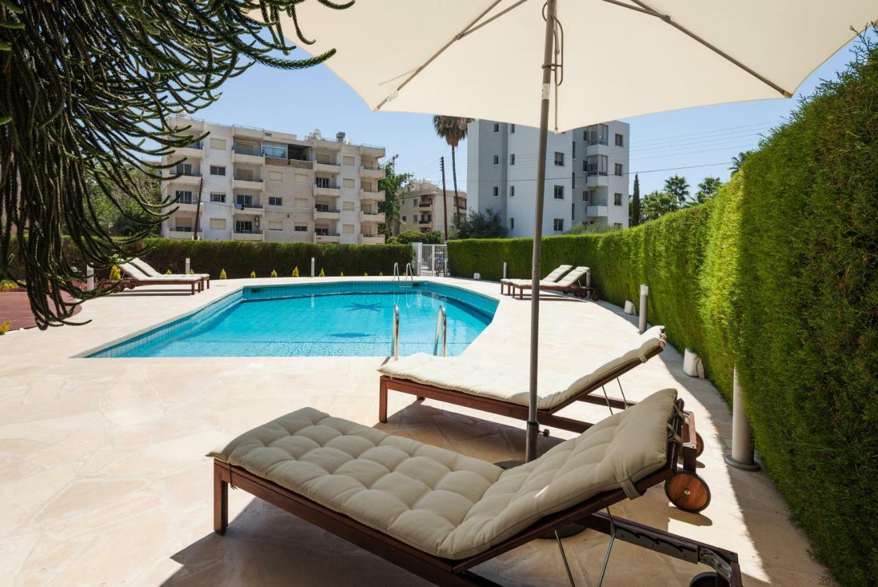 The Jolo Lägenhet Limassol Exteriör bild