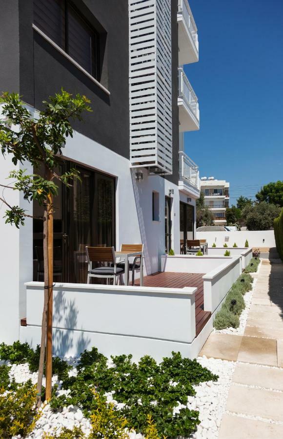 The Jolo Lägenhet Limassol Exteriör bild