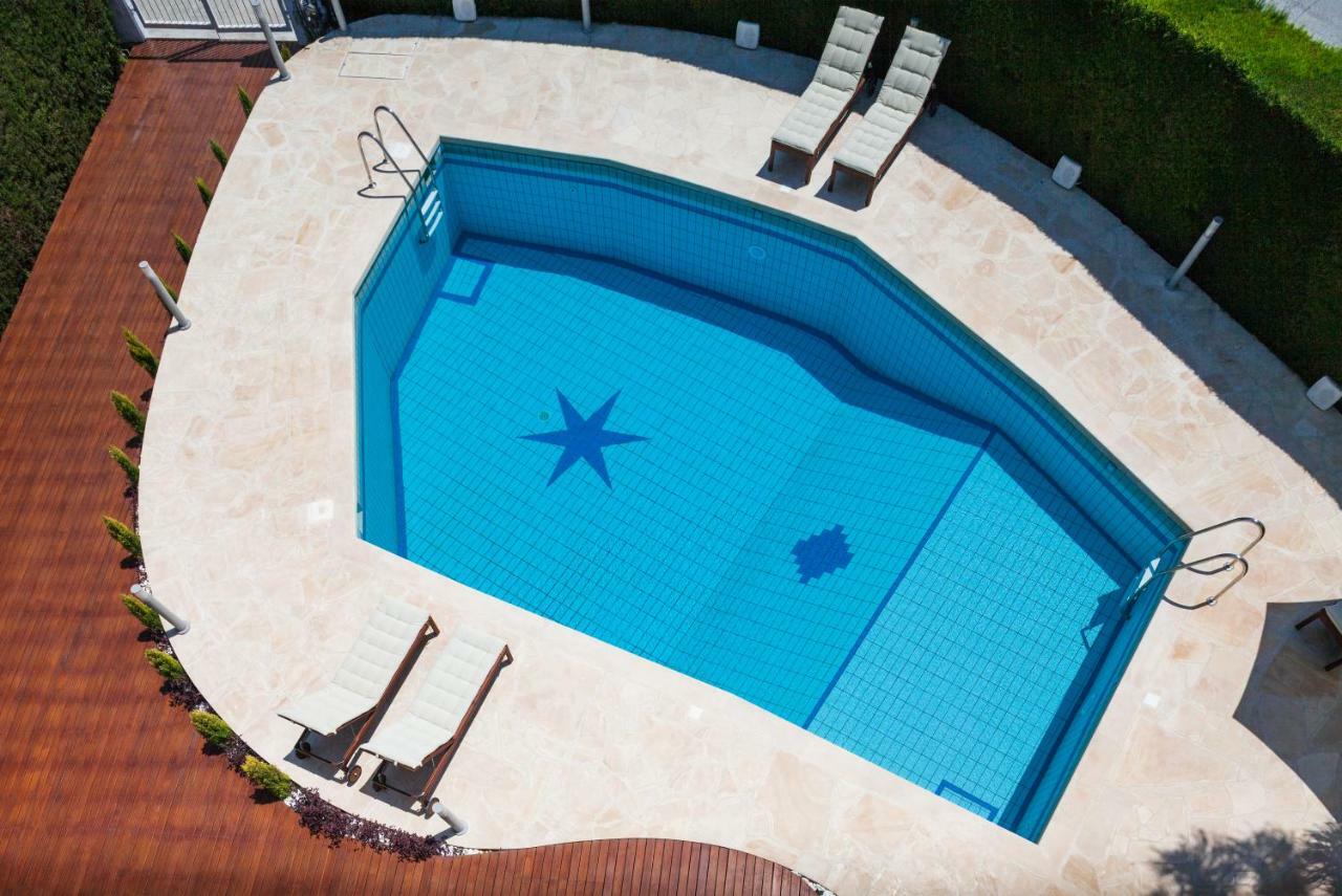 The Jolo Lägenhet Limassol Exteriör bild
